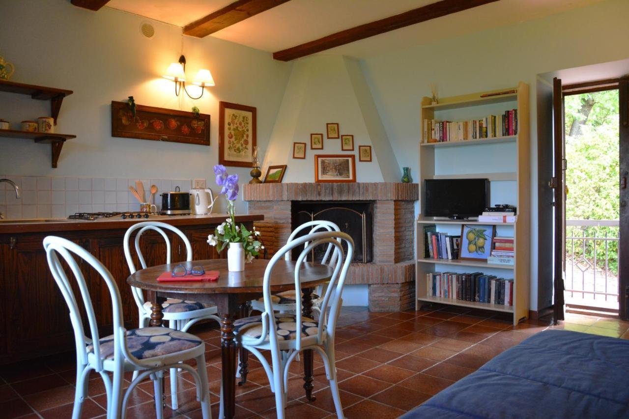 Il Poggiolo Di Parrano Guest House Eksteriør bilde