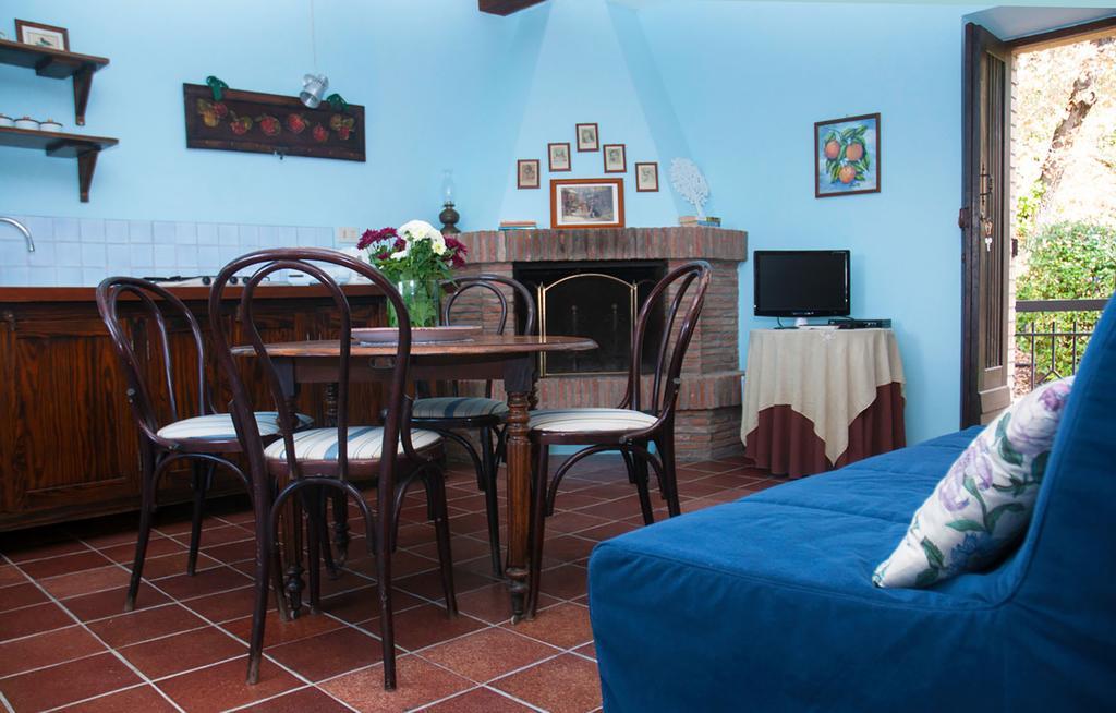 Il Poggiolo Di Parrano Guest House Eksteriør bilde